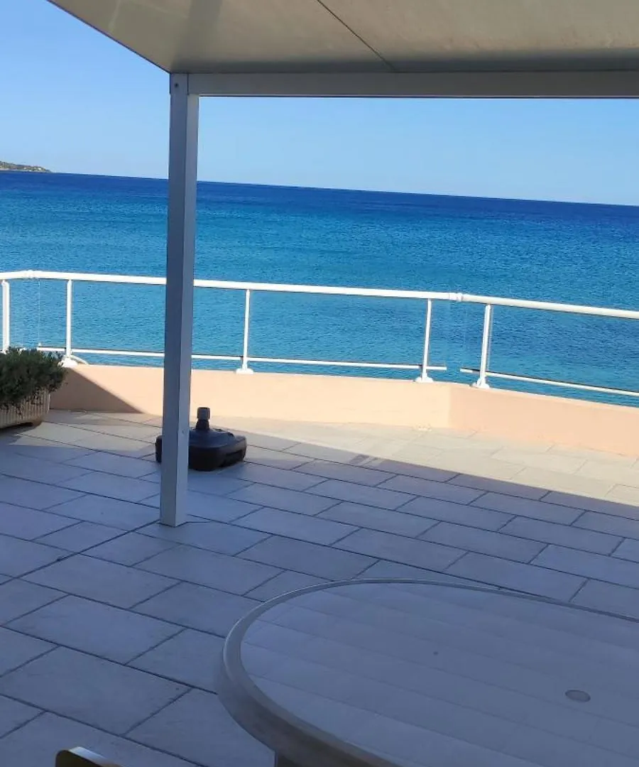 Villa Sur La Plage Sainte Maxime 0*, Sainte-Maxime